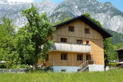 Image de Apartment in Vandans in the Montafon. Quiet location. Wonderful view of the mountains.
