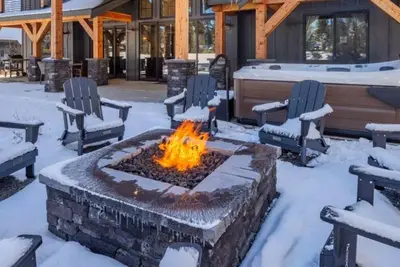 Image de Suncadia 7 Bdrm Home with Hot Tub Overlooking Golf Course