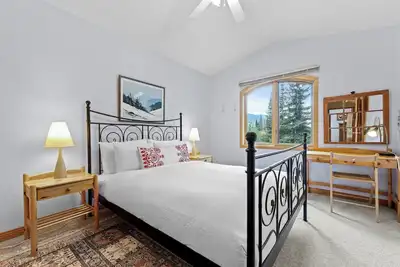Image de Snow Creek Village #12