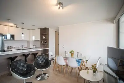 Image de Park & Shop: Chic 2br sleeps 6, Las Condes