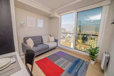 Image de Modern Industrial Loft | Cozy Providencia Style