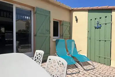 Image de Villa T2 Mezzanine rénovée climatisée 5p proche Grande Plage, Terrasse, Parking privé