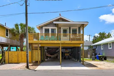 Image de ☀️🏡☀️The Guest House on Scotch Bonnet-Cozy Home at Cb!