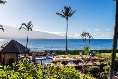 Image de Million Dollar View of Maalaea Coastline - Island Breeze