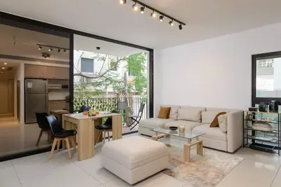 Image de Stylish 2 Br with Balcony in Ben Yehuda by HolyGuest
