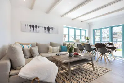 Image de Villa Bundi - Modern end-terrace house in an idyllic, quiet location with extensive