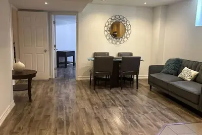 Image de Entire 2 Bedrooms apartment Richmondhill
