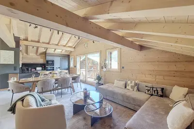 Image de Chalet - 10 Pers - Jacuzzi - Centre Ville - Proche Piste De Ski - Wifi