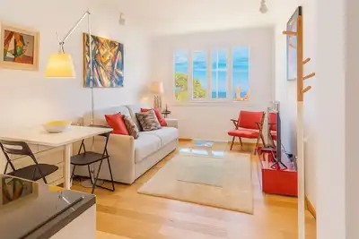Image de This condominium is a 1 bedroom(s), 1 bathrooms, located in Roquebrune-Cap-Martin, Provence-Alpes-Côte d'Azur.