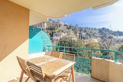 Image de This condominium is a 0 bedroom(s), 1 bathrooms, located in Roquebrune-Cap-Martin, Provence-Alpes-Côte d'Azur.