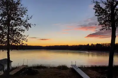 Image de Pristine 3-Bedroom 2-Bath Northwoods Lake Cabin