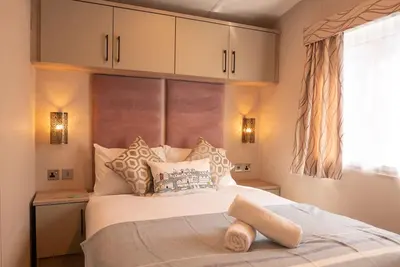 Image de Cabine-Vue sur Jardin-Salle de bain privée séparée