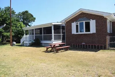 Meme's Landing-Charming 4-bedroom house in welcoming Chincoteague