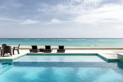 Image de Right on Kite Beach! Oceanfront views, salty air, and serious good vibes