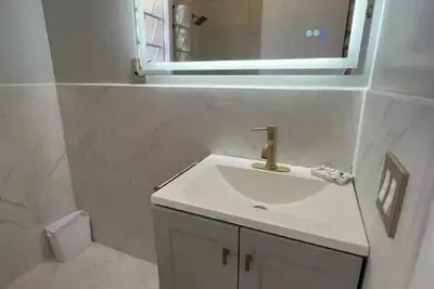 Image de Lux 2 - Large 2-bed 1bath w/ WiFi, Ac in a beautiful neighborhood in Nassau city
