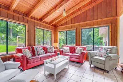 Image de Alpharetta Home w/ Patio & Yard ~ 3 Mi to Downtown