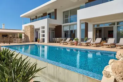Image de Villa Kyma by Ezoria Villas