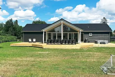 Image de Maison de vacances pour 14 a Væggerløse