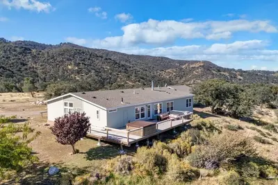 Image de Five Points House with a Hot Tub and Stunning Sunset Views!