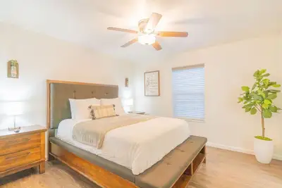 Image de Lower Northern Tanada Suite 2. 0