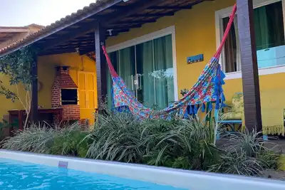 Image de Yellow house