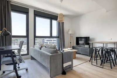 Image de Sunny Imperial 2br w/ Pool, Gym, Sauna & Rooftop, by Blueground