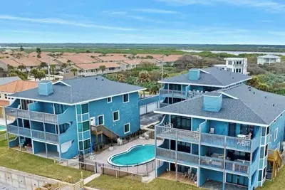 Image de The Seashell - Direct Oceanfront 3-bedroom townhome in pristine Ponce Inlet