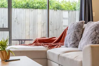Image de Smart Duplex- Two Separated House Under One Roof