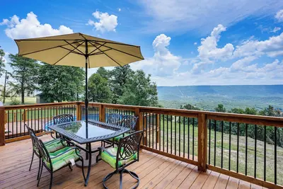 Image de Serene Trenton Home w/ Pool & Mountain Views!
