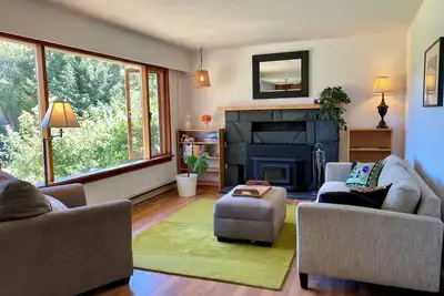 Image de Family friendly home centrally located on Galiano Island