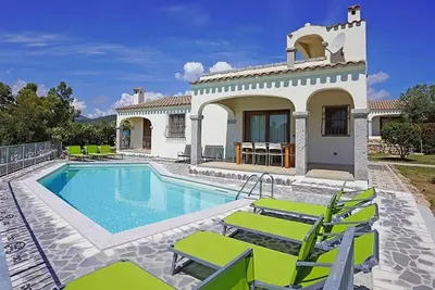 Image de Villa for sun worshippers with lots of space - No. 162\/3