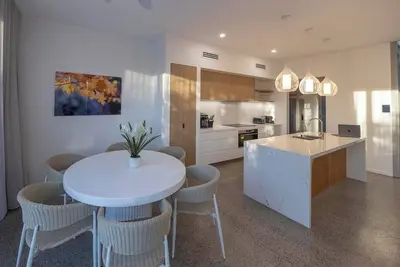 Image de Dreamy and Peaceful Beachfront Retreat!