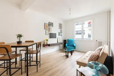 Image de 2 pièces - Moderne - Proche Paris