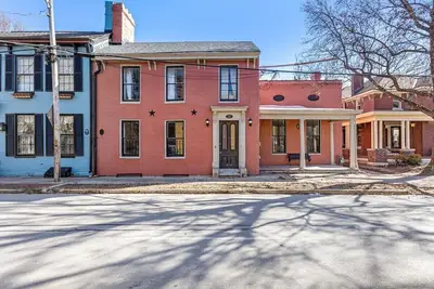 Image de This apartment is a 3 bedroom(s), 1 bathrooms, located in Lexington, Ky.