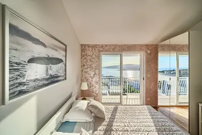 Image de Appartement de trois chambres avec le balcon et la vue sur le mer Kanica, Rogoznica (A-1101-c)
