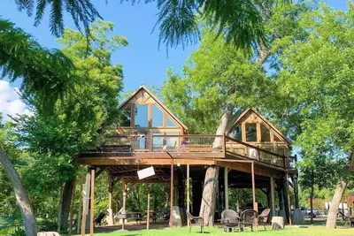 Image de Singing Cloud Treehouse