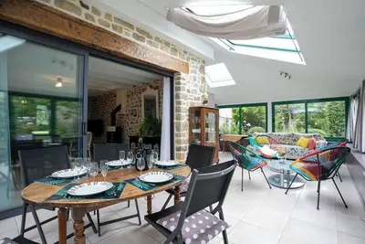 Image de Maison de vacances 'Gite Les Coquelicots Proche Mer' avec terrasse privée, jardin privé et Wi-Fi