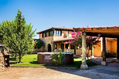 Image de Maison de campagne \"Amaltea\" avec vue sur la montagne, Wi-Fi et climatisation