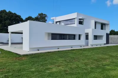 Image de Maison de vacances 'Bella Casa' avec vue sur montagne, piscine et climatisation