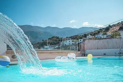 Image de Appartement 'Papoura' avec vue sur les montagnes, Wi-Fi et climatisation