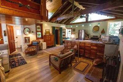 Image de The Blue House. Walkable to Russian River, Family Friendly, Ac, Wifi.
