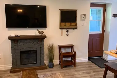 Image de A quiet retreat, conveniently located near the historic part of Trinity!