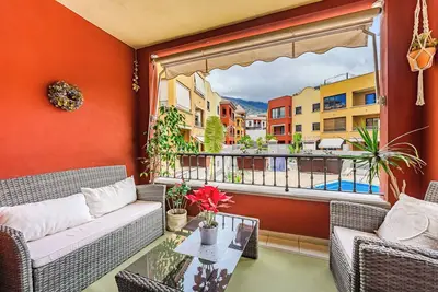 Image de Appartement de vacances 'Be Home Adeje' avec piscine privée, terrasse privée et Wi-Fi