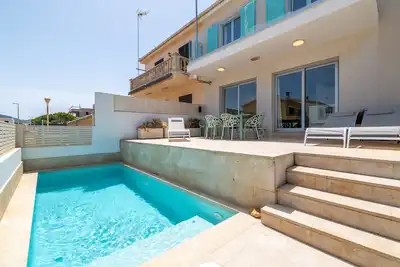 Image de Maison de vacances 'Casa Olivera De Farrutx' avec vue sur la mer, piscine privée et Wi-Fi