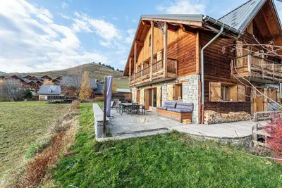 Image de Chalet \"Zenith\" avec vue sur les montagnes, terrasse privée et Wi-Fi