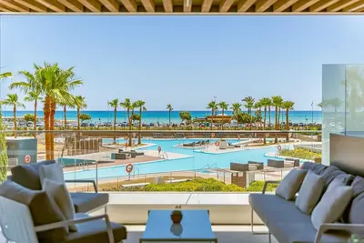 Image de Appartement 'Apartamento Nereidas' avec piscine partagée, Wi-Fi et climatisation