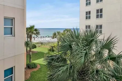Image de Waterscape B307 ~ Gulf Views ~ Lazy River ~ Beach Service