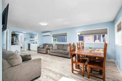Image de Great Deals on Summer Stays!