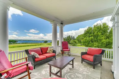 Image de Geneva Vacation Rental w/ Vineyard & Lake Views!