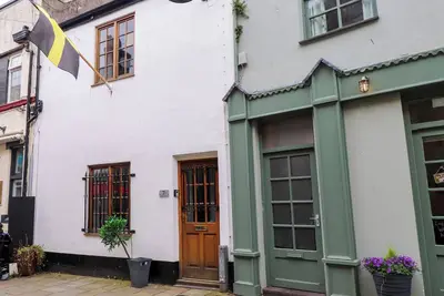 Image de Hole In The Wall, romantic, country holiday cottage in Caernarfon